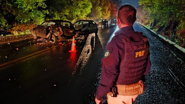 Mulher morre e duas pessoas ficam gravemente feridas em colisão frontal na BR-282, em Xaxim