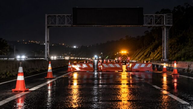 BR-101 e BR-376 terão bloqueios totais de madrugada até 10 de novembro; veja trechos e datas